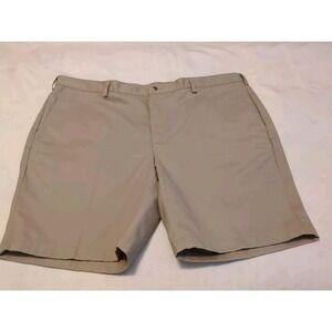 Jos. A. Bank Traveler's Collection Flat Fr Non-Iron Khaki Shorts - Men's 44